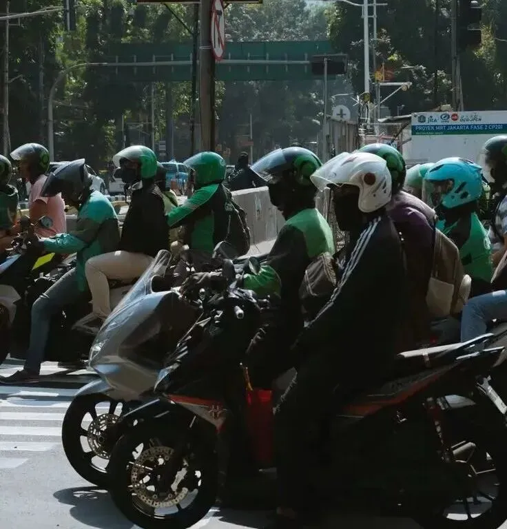 故事 Pin 图图片 印尼社会动荡背后的贫富鸿沟:最富10%掌握35%收入,基尼系数达0.37