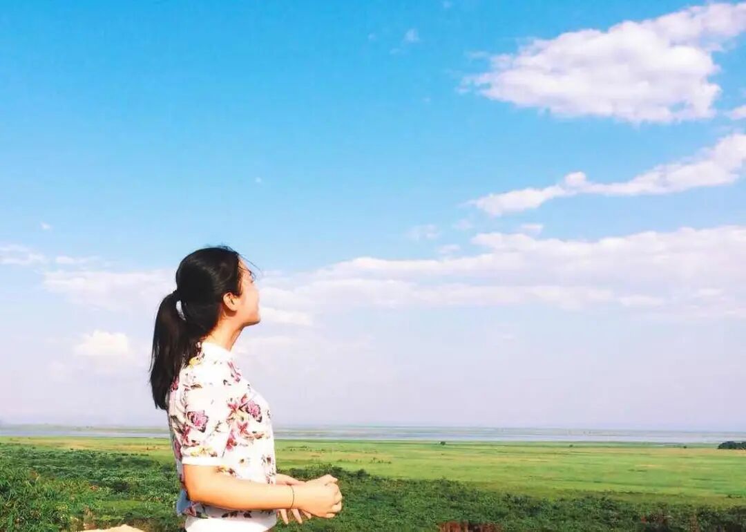 从刚果到迪拜：中国企业出海潮下的外派青年生存图鉴​