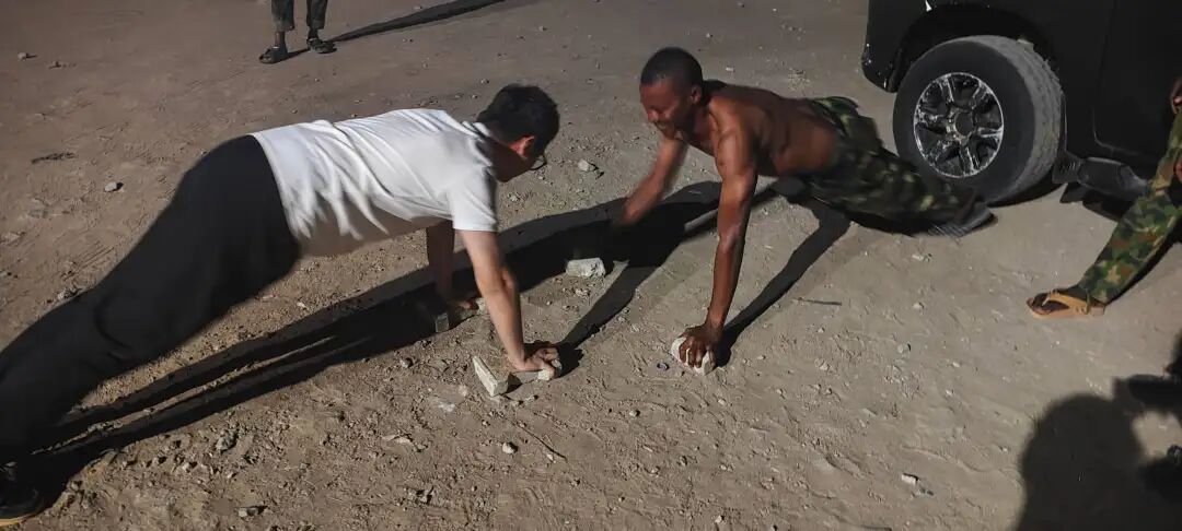 从刚果到迪拜：中国企业出海潮下的外派青年生存图鉴​