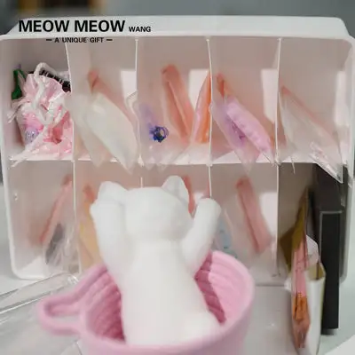 捏捏乐出海启示录：如何把普通玩具做成高溢价情感消费品​