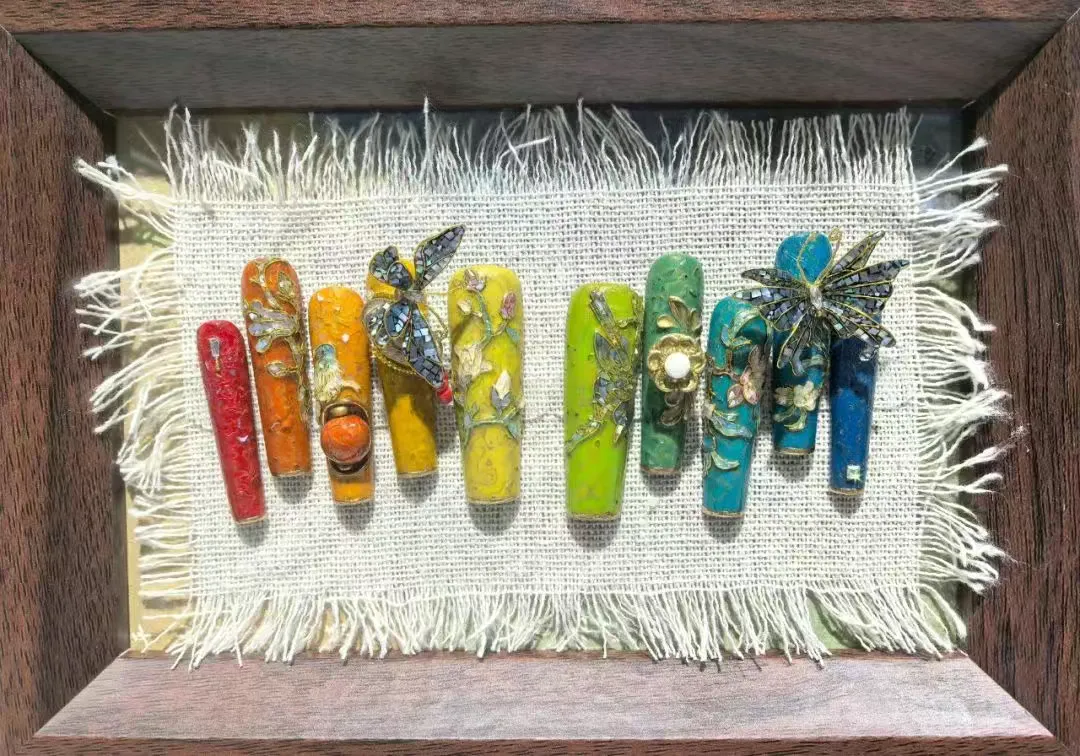 15 亿播放炸穿 TikTok！中国宝妈出手，半个美国女人的指甲都被 “承包” 了！