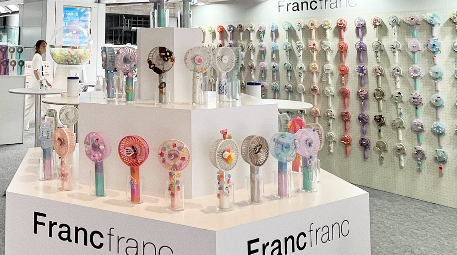 日本Francfranc家居30年长红秘诀：靠“可负担的奢华”定位，用场景感与情绪价值撬动消费