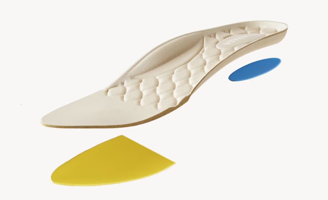 6个塑料瓶做出来的鞋，一双至少卖1万